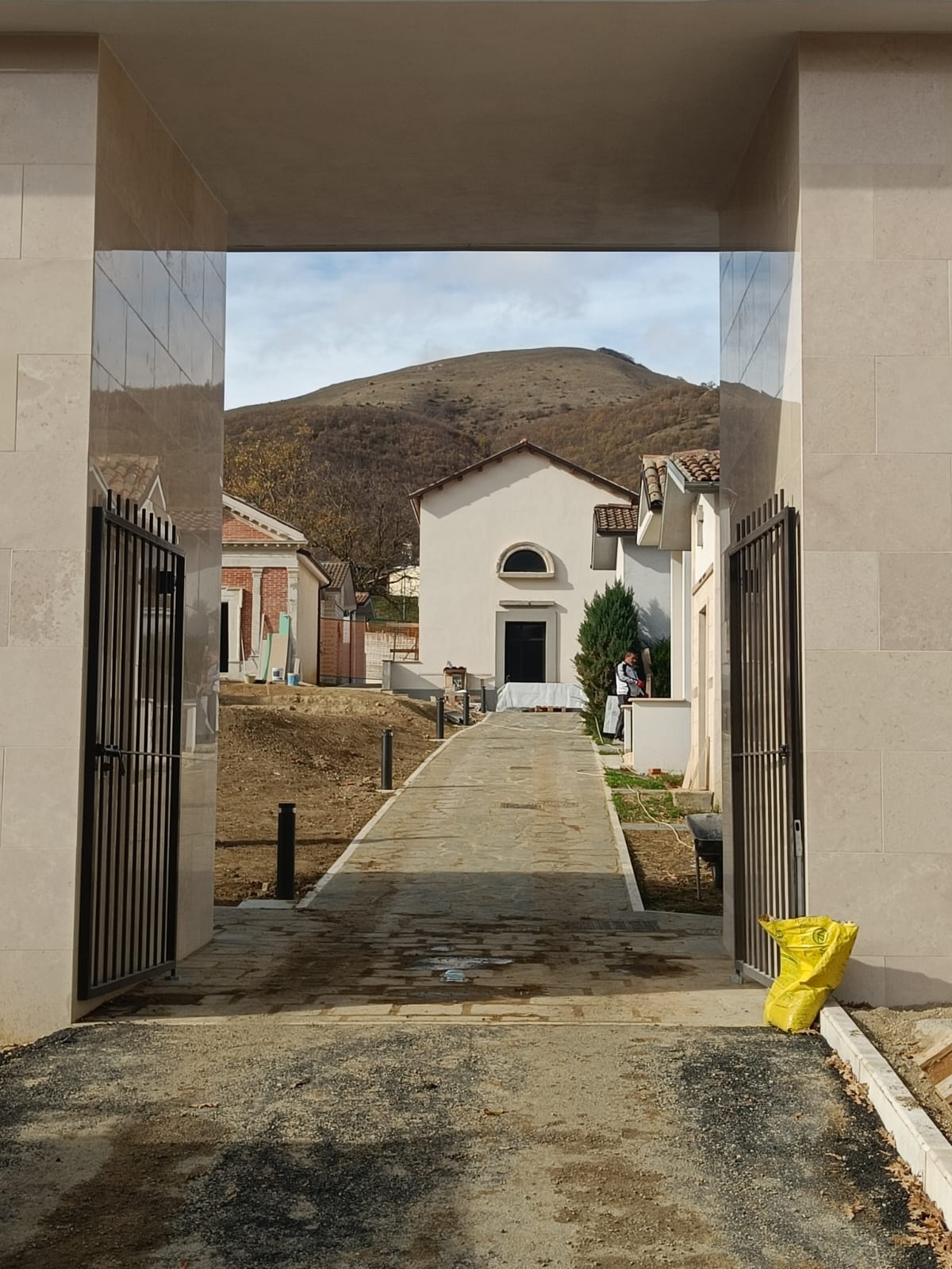 Cimitero di Accumoli: lavori conclusi, l’opera è pronta per essere riconsegnata alla comunità