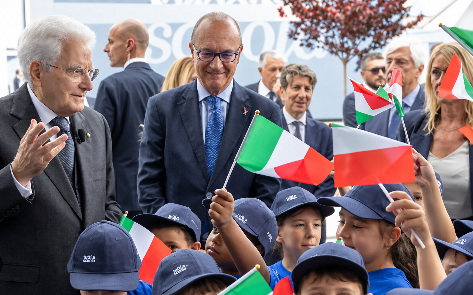 Mattarella e Valditara ad Amatrice: “Tutti a scuola” per inaugurare il nuovo anno nel segno della ricostruzione